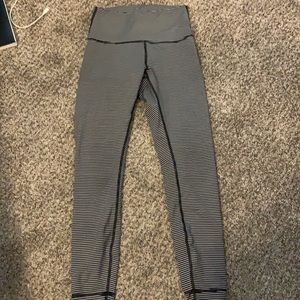 striped lululemon wunder under leggings